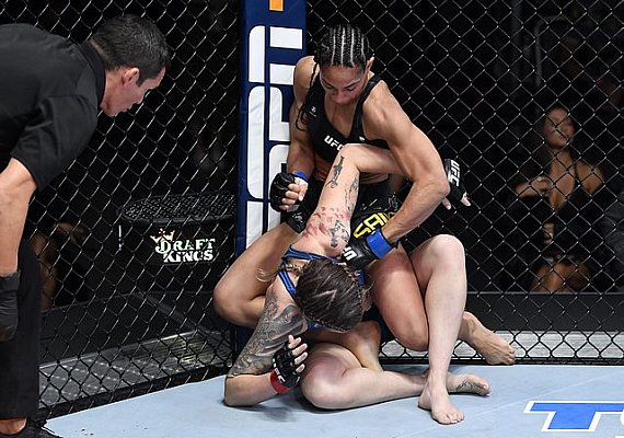 Taila Santos Draws Inspiration from Julianna Pena’s Upset Victory Heading into UFC 275