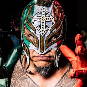 Is WWE Teasing The Breakup Of Top Tag Team?