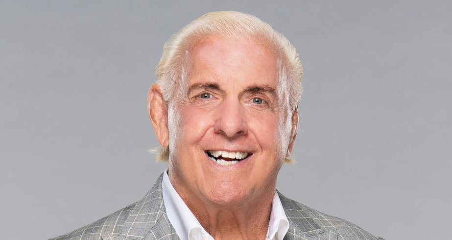 Ric Flair Battles With Wrestling Legend During WWC Event